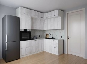 Кухонный гарнитур угловой Пайн 2200*1700 (Стол. 38мм) в Серове - serov.ok-mebel.com | фото