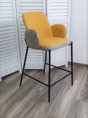 Полубарный стул NYX (H=65cm) VF106 желтый / VF120 серый М-City в Серове - serov.ok-mebel.com | фото
