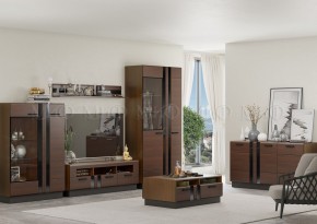 МАГНОЛИЯ Шкаф-стекло высокий (Дерево/орех) в Серове - serov.ok-mebel.com | фото 3