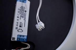 Зеркало Будапешт 700х700 с подсветкой Sansa (GL7034Z) в Серове - serov.ok-mebel.com | фото 6